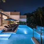 Villa Donna By Balisuperhost